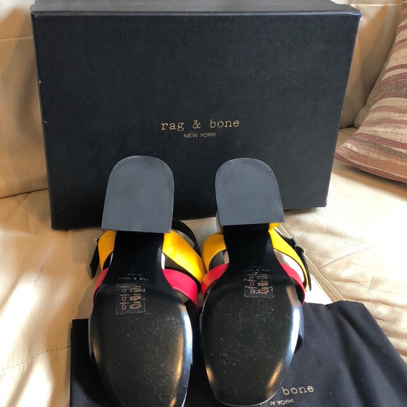 Sent to The RealReal - Picture 7 of 8